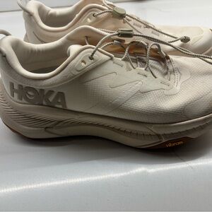 Hoka Women’s Cream/Beige Athletic Trail Shoes-only worn a couple of times